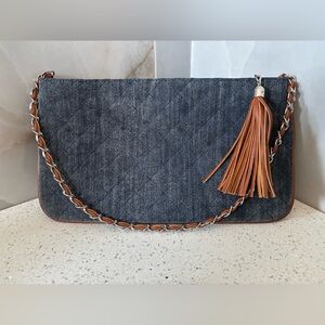 Stylish Suede and Chain Shoulder Bag